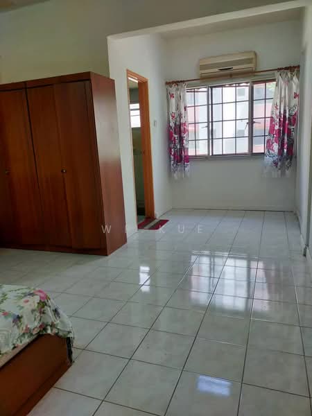 Condominium for Sale at Anjung Villa - WP Kue - Bedroom - PropertyGuru.com.my