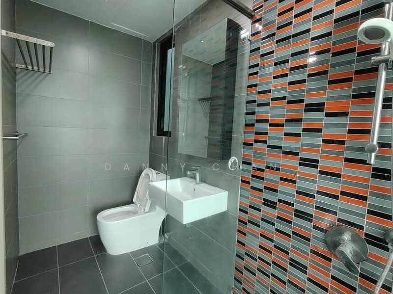 Service Residence for Rent at The Leafz @ Dedaun - Danny Chan - Bathroom - PropertyGuru.com.my