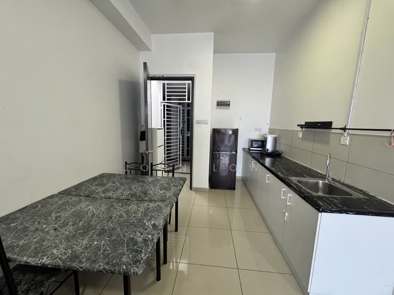Apartment for Rent at D'carlton (Residensi Seri Mega) - John Low - Kitchen - PropertyGuru.com.my