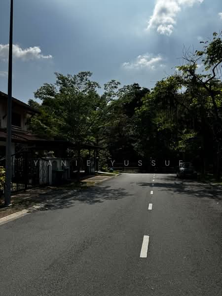 Rumah Teres 2 Tingkat untuk Dijual di Bandar Kinrara Seksyen 5 (Bandar Kinrara) - Yanie Yussuf - Exterior - PropertyGuru.com.my