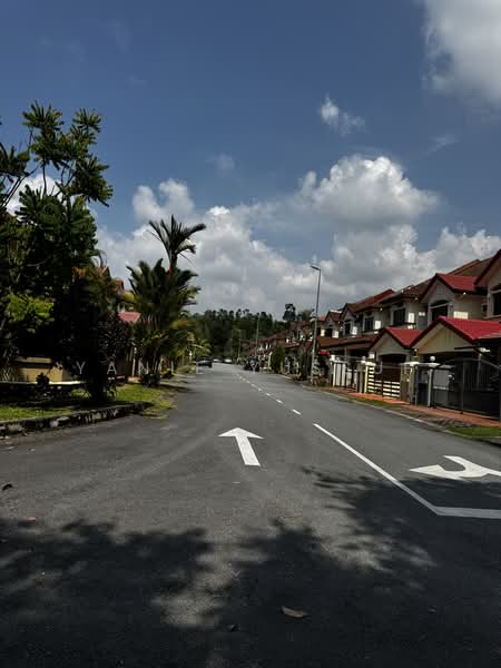 Rumah Teres 2 Tingkat untuk Dijual di Bandar Kinrara Seksyen 5 (Bandar Kinrara) - Yanie Yussuf - Exterior - PropertyGuru.com.my