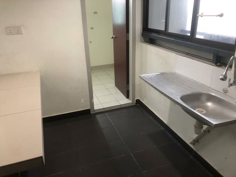 Kondominium untuk Disewa di Lido Residency - KK Chia - Kitchen - PropertyGuru.com.my