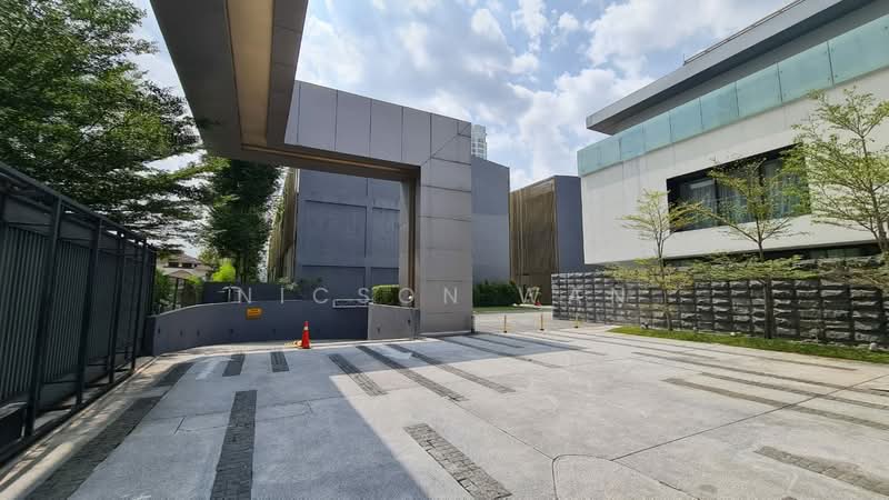 Rumah Teres 4 Tingkat untuk Dijual di Taman Sri Hartamas (Sri Hartamas) - Nicson Wan - Exterior - PropertyGuru.com.my