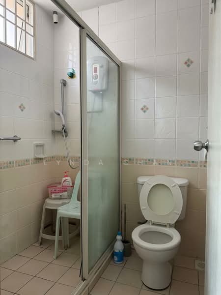 Rumah Teres 3 Tingkat untuk Dijual di Tanjung Bungah (Penang) - Lynda Chan - Bathroom - PropertyGuru.com.my