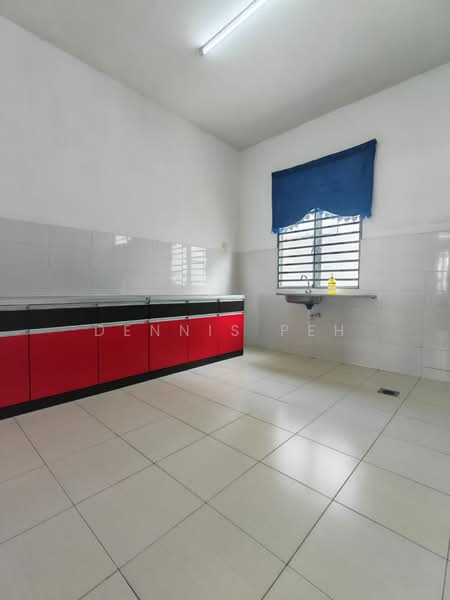 Rumah Teres 2 Tingkat untuk Disewa di Johor Bahru (Johor) - Dennis Peh - Kitchen - PropertyGuru.com.my