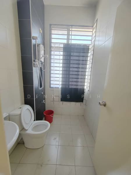 Rumah Teres 2 Tingkat untuk Disewa di Johor Bahru (Johor) - Dennis Peh - Bathroom - PropertyGuru.com.my