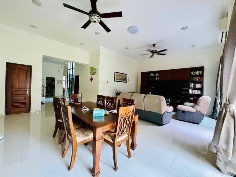 2.5-storey Terraced House for Sale in Bayan Lepas (Penang) - Mervyn Seah - Dining Room - PropertyGuru.com.my