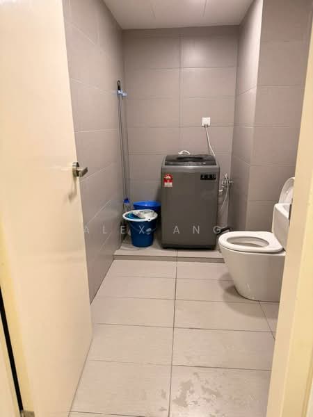 Servis Apartment untuk Disewa di EkoCheras Service Residences - Alex Ang - Bathroom - PropertyGuru.com.my