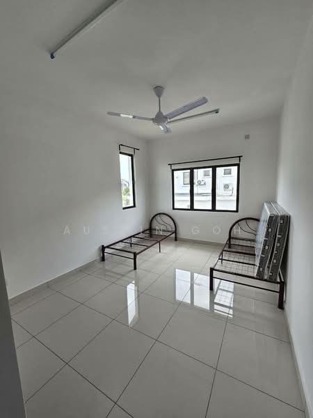 Rumah Teres 2 Tingkat untuk Dijual di Alam Sari (Bangi) - Austin Goh - Bedroom - PropertyGuru.com.my