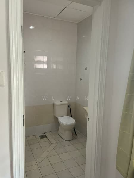Townhouse for Sale in Sunway Damansara (Kota Damansara) - WL Wan - Bathroom - PropertyGuru.com.my