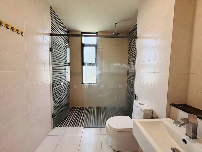 Rumah Teres 2 Tingkat untuk Dijual di Cyberjaya (Selangor) - Tasya Ruslan - Bathroom - PropertyGuru.com.my