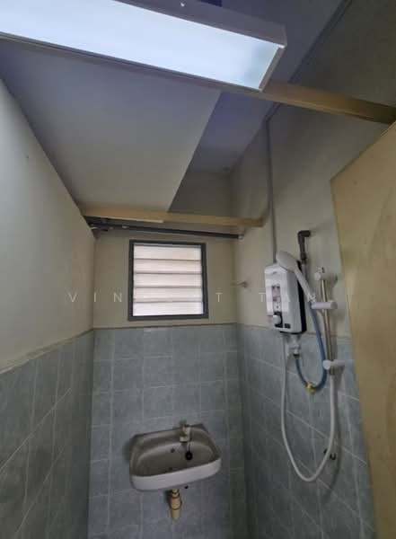 Flat for Rent at Camelia Court - Vincent Tan - Bathroom - PropertyGuru.com.my