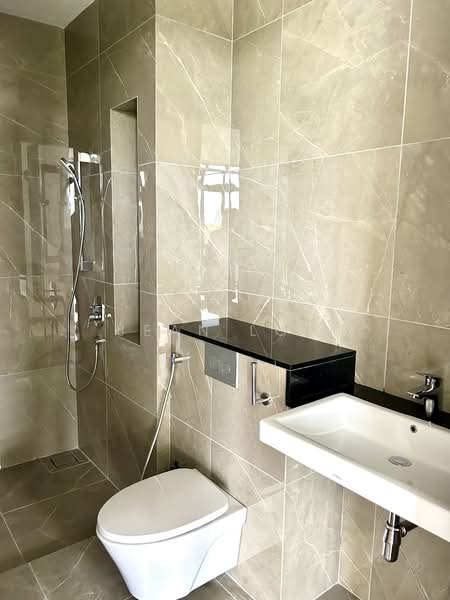 Kondominium untuk Dijual di Impression U-Thant - Jean Low - Bathroom - PropertyGuru.com.my