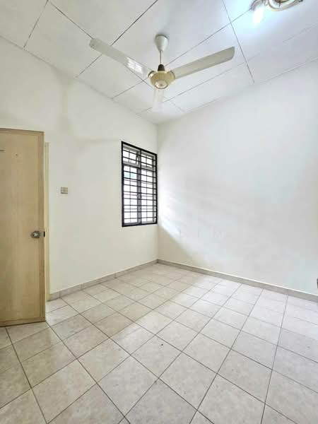 Rumah Teres 2 Tingkat untuk Dijual di Taman Desa Tebrau (Tebrau) - Karl Lim - Interior - PropertyGuru.com.my