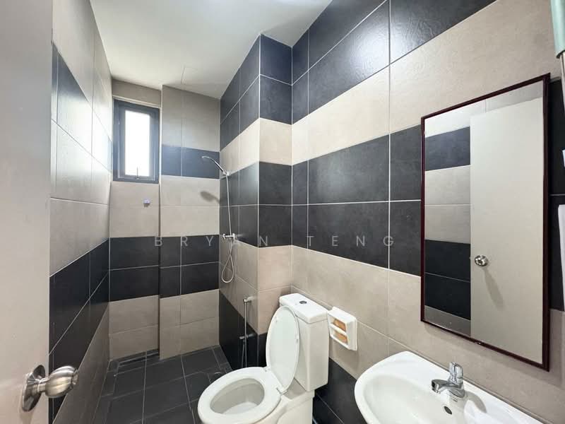 Condominium for Rent at Edge 360 - Bryan Teng - Bathroom - PropertyGuru.com.my