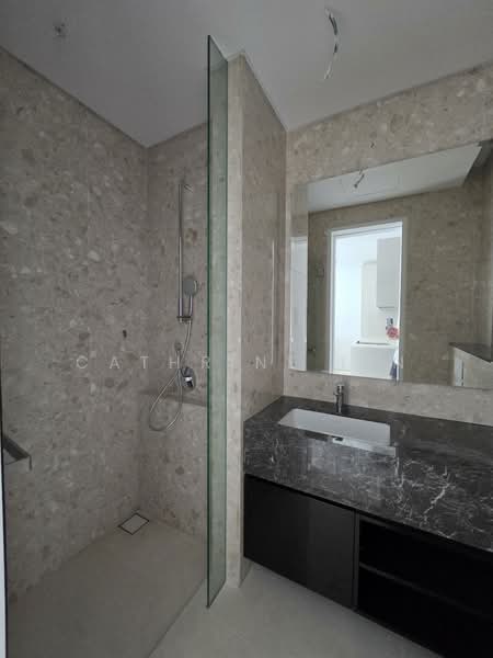 Servis Apartment untuk Dijual di Windsor Suites @ Pavilion Damansara Heights - Cathrine Lin - Bathroom - PropertyGuru.com.my