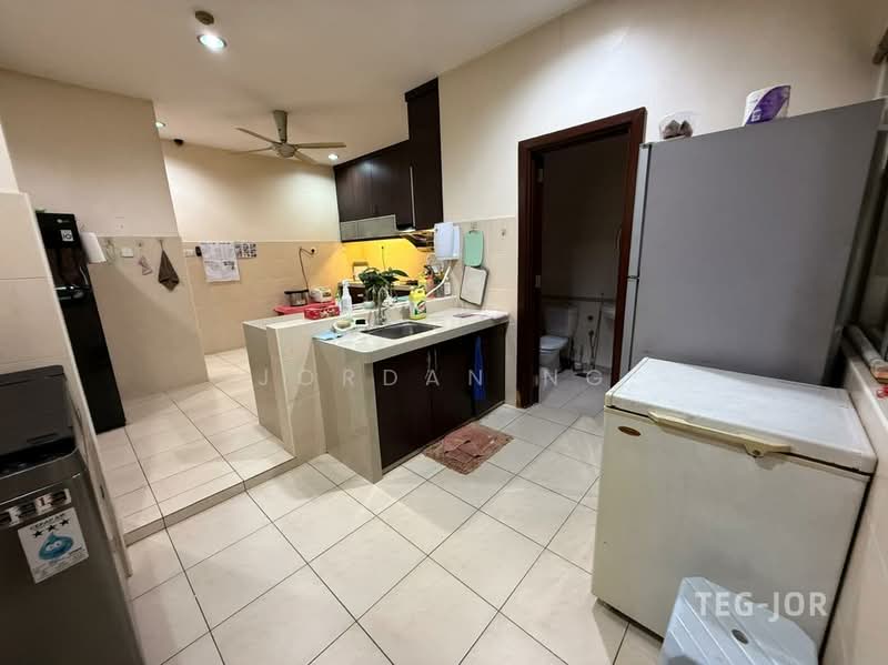 Rumah Berkembar untuk Dijual di Setia Eco Park (Setia Alam) - Jordan Ng - Kitchen - PropertyGuru.com.my