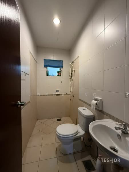 Rumah Berkembar untuk Dijual di Setia Eco Park (Setia Alam) - Jordan Ng - Bathroom - PropertyGuru.com.my