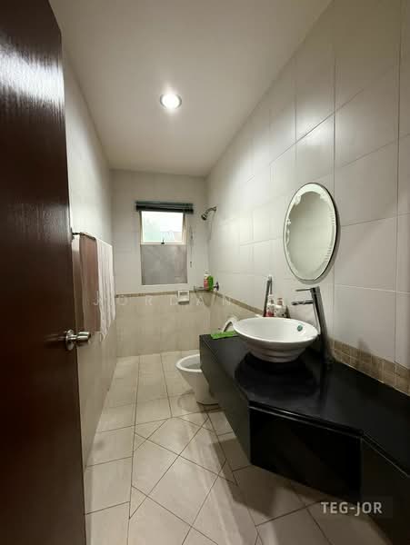 Rumah Berkembar untuk Dijual di Setia Eco Park (Setia Alam) - Jordan Ng - Bathroom - PropertyGuru.com.my