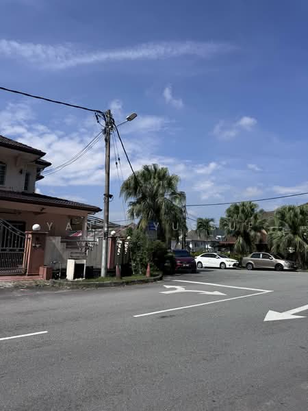 2-storey Terraced House for Sale in Bandar Kinrara (Selangor) - Yanie Yussuf - Exterior - PropertyGuru.com.my
