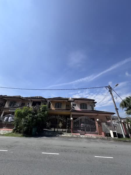 2-storey Terraced House for Sale in Bandar Kinrara (Selangor) - Yanie Yussuf - Exterior - PropertyGuru.com.my