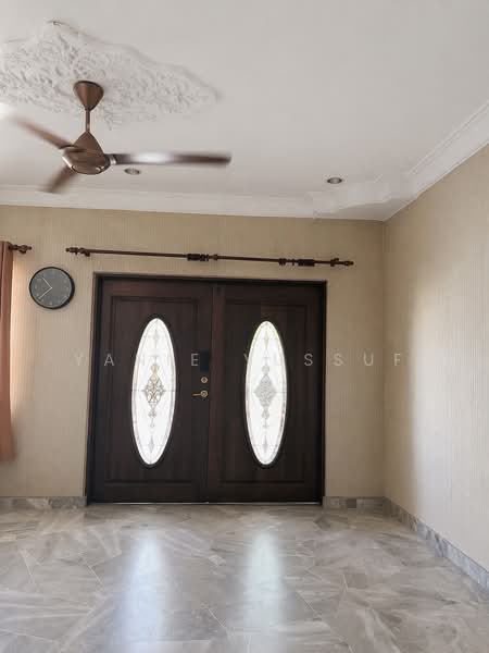 2-storey Terraced House for Sale in Bandar Kinrara (Selangor) - Yanie Yussuf - Entrance - PropertyGuru.com.my