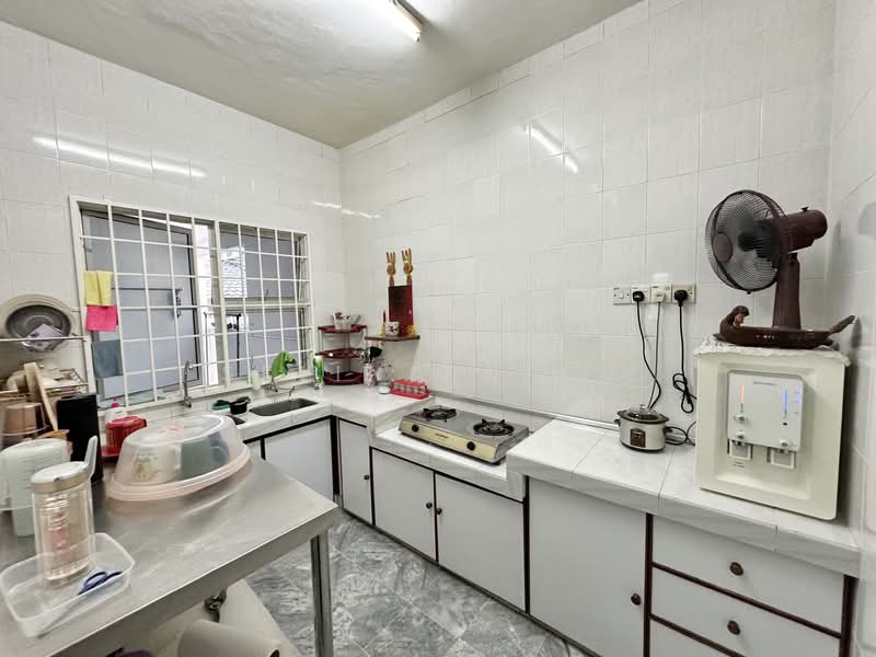 Semi-Detached House for Sale in Taman Petani Jaya (Sungai Petani) - Selina Khoo - Kitchen - PropertyGuru.com.my