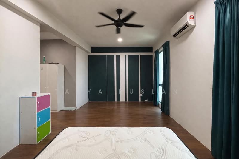 2-storey Terraced House for Sale in Dengkil (Selangor) - Tasya Ruslan - Bedroom - PropertyGuru.com.my
