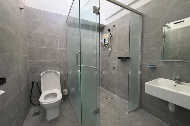 2-storey Terraced House for Sale in Dengkil (Selangor) - Tasya Ruslan - Bathroom - PropertyGuru.com.my