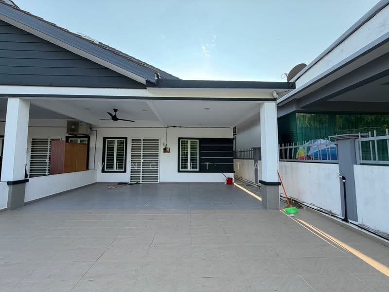 Rumah Teres 1 Tingkat untuk Disewa di Kuang (Selangor) - Vincent Tan - Exterior - PropertyGuru.com.my