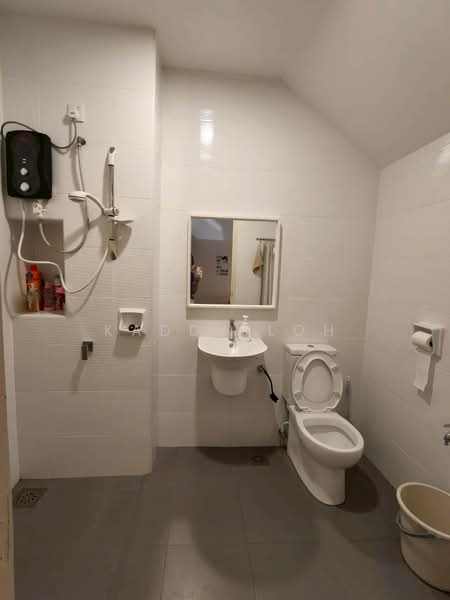 Terraced House for Sale in Johor Bahru (Johor) - Kaddy Loh - Bathroom - PropertyGuru.com.my