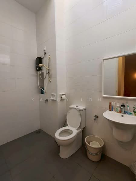 Terraced House for Sale in Johor Bahru (Johor) - Kaddy Loh - Bathroom - PropertyGuru.com.my