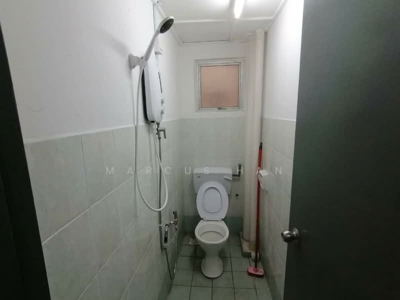 Apartment for Sale at Starville - Marcus Han - Bathroom - PropertyGuru.com.my