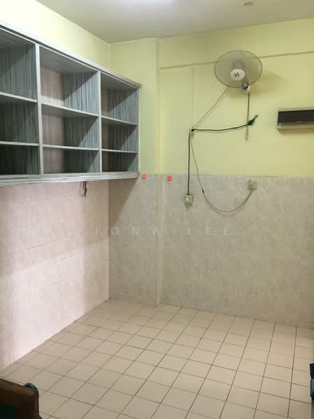 Apartment for Sale at Suria Kipark Damansara - Fiona Lee - Kitchen - PropertyGuru.com.my