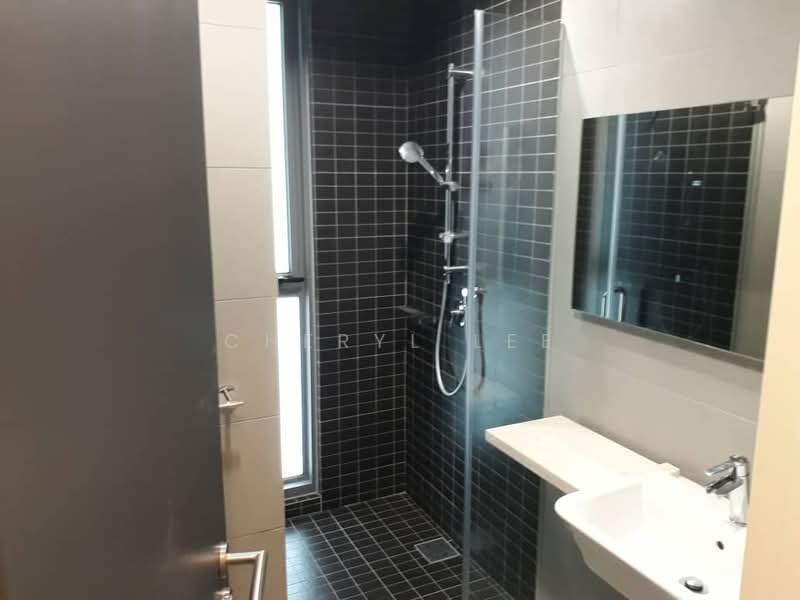 Condominium for Rent at The Breezeway - Cheryl Lee - Bathroom - PropertyGuru.com.my