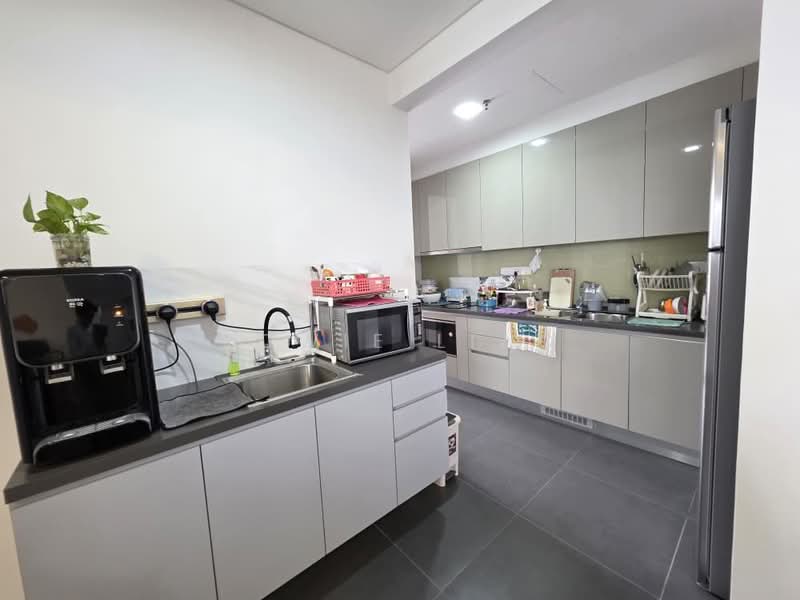 Service Residence for Sale at Ativo Suites @ Damansara Avenue - Bowie Liao - Kitchen - PropertyGuru.com.my