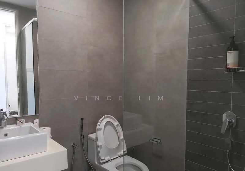 Condominium for Rent at Vivo Residential Suites - Vince Lim - Bathroom - PropertyGuru.com.my