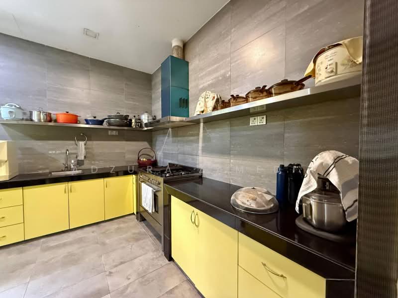 Bungalow House untuk Dijual di Kota Damansara (Selangor) - Adzura Zamedin - Kitchen - PropertyGuru.com.my