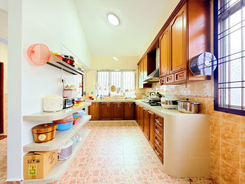 2-storey Terraced House for Sale in Taman Sutera (Johor Bahru) - Jeffrey Lim - Kitchen - PropertyGuru.com.my
