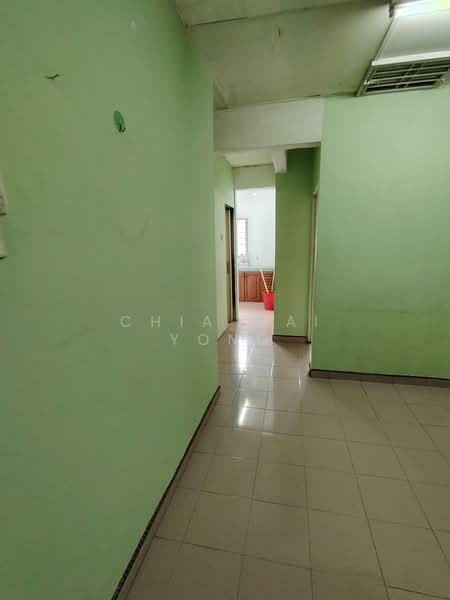 Terraced House for Rent in Taman Sentosa (Klang) - Chia Wai Yong - Corridor - PropertyGuru.com.my