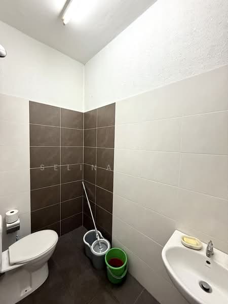 Semi-Detached House for Sale in Taman Petani Jaya (Sungai Petani) - Selina Khoo - Bathroom - PropertyGuru.com.my