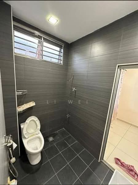 Rumah Teres 2 Tingkat untuk Disewa di Taman Nusa Indah (Iskandar Puteri (Nusajaya)) - Li Wei - Bathroom - PropertyGuru.com.my