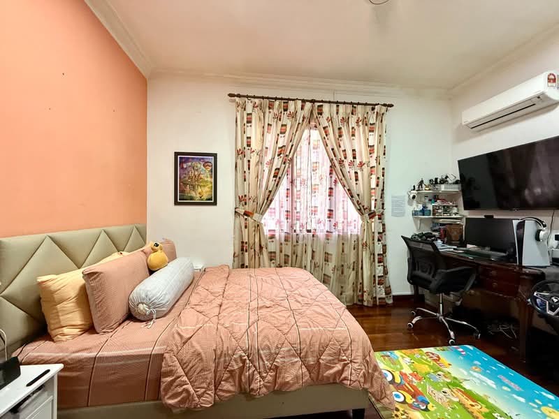 Rumah Banglo untuk Dijual di Laman Ara (Petaling Jaya) - Nikki Chen - Bedroom - PropertyGuru.com.my
