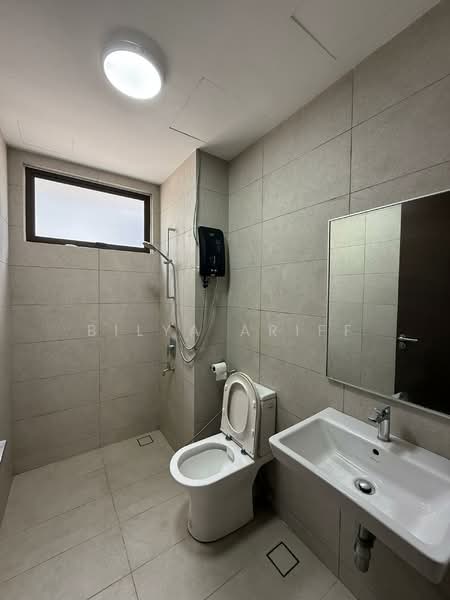 3-storey Terraced House for Rent in Cyberjaya (Selangor) - BILYA ARIFF - Bathroom - PropertyGuru.com.my