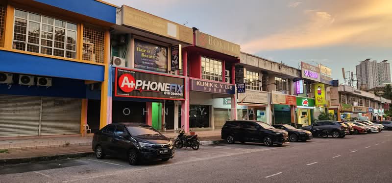 Shop / Office for Rent in Kota Damansara (Selangor) - Johnny Tan - Exterior - PropertyGuru.com.my