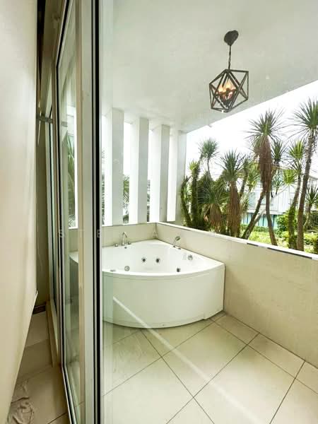 Bungalow for Rent in Johor Bahru (Johor) - Stella Chia - Balcony - PropertyGuru.com.my