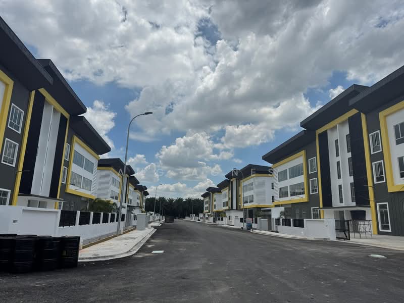Factory for Sale in Telok Panglima Garang (Selangor) - Ang Agnes - Exterior - PropertyGuru.com.my