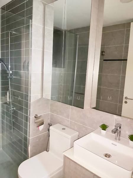 Service Residence for Sale at Millerz Square Serviced Residence - Ahmad Muslim - Bathroom - PropertyGuru.com.my