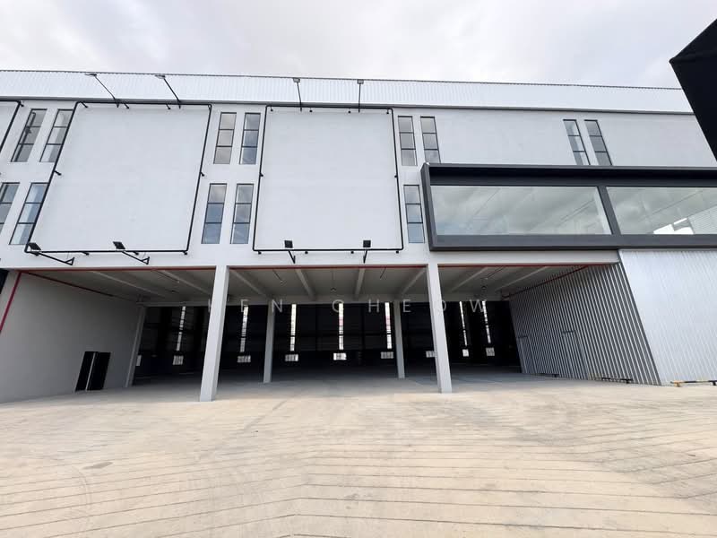 Detached Factory for Rent in Taman Perindustrian Senai (Senai) - Ken Cheow - Exterior - PropertyGuru.com.my