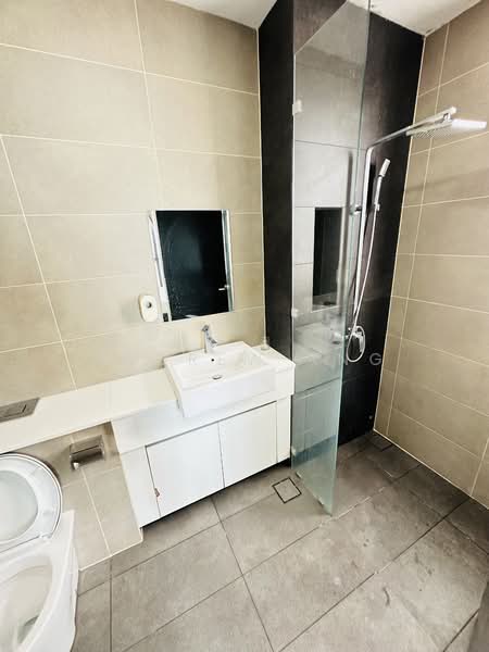 Servis Apartment untuk Disewa di Setia Sky 88 - Andrew Ang - Bathroom - PropertyGuru.com.my